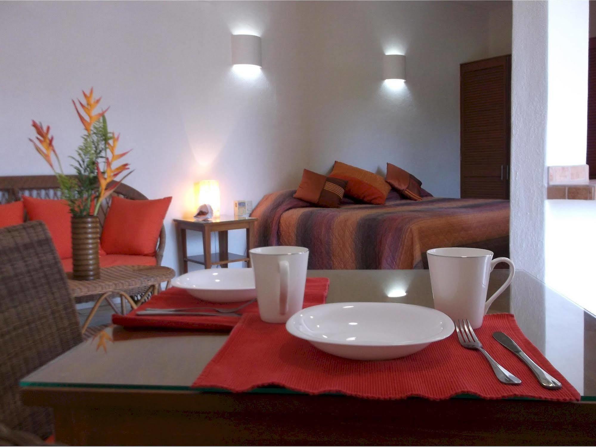 Hotel Casa Misifus à Barra de Navidad Extérieur photo